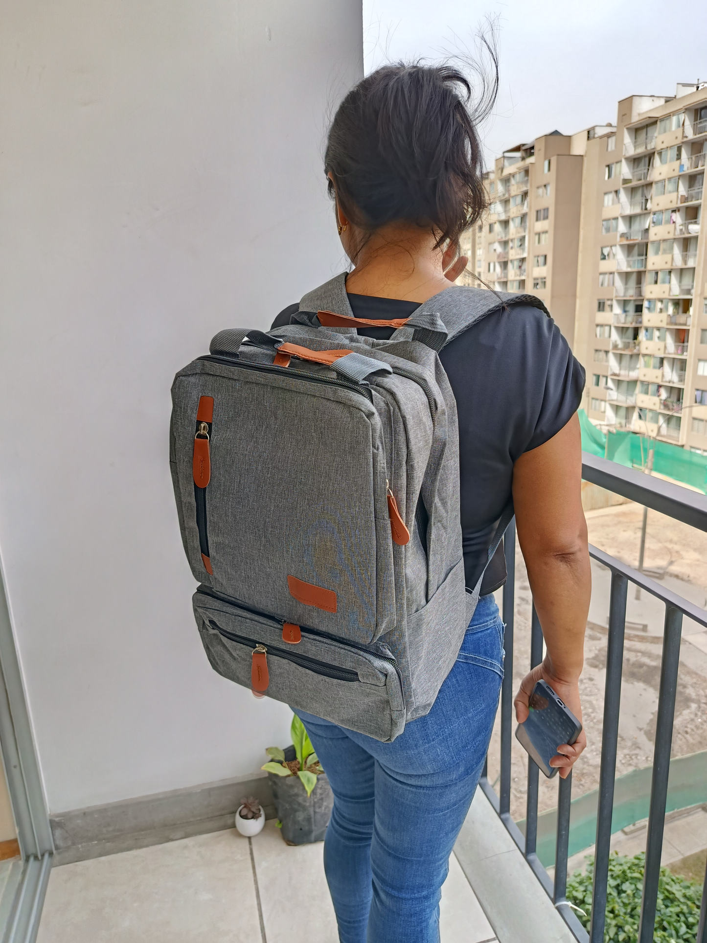 MOCHILA 3 EN 1 MULTIFUNCIONAL GRIS